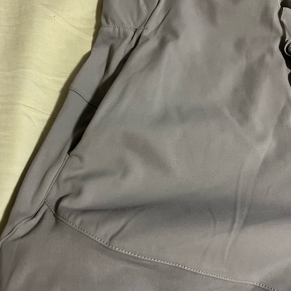 Women shorts - Picture 3 of 3